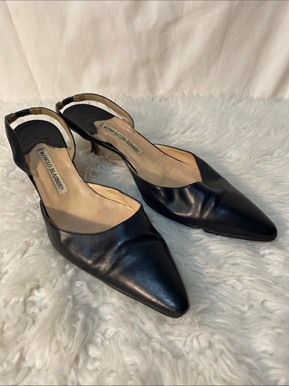 Manolo Blahnik Carolyne Black Pointed Slingback Pumps